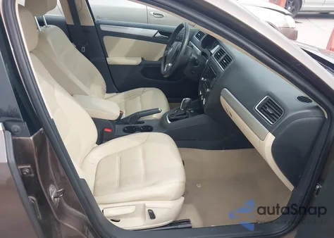 2014 Volkswagen Jetta 1.8T Se from USA, damaged, VIN 3VWD07AJ1EM382056